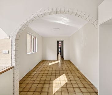 6 Phillip Street, Newtown NSW 2042 - House For Rent | Domain - Photo 5