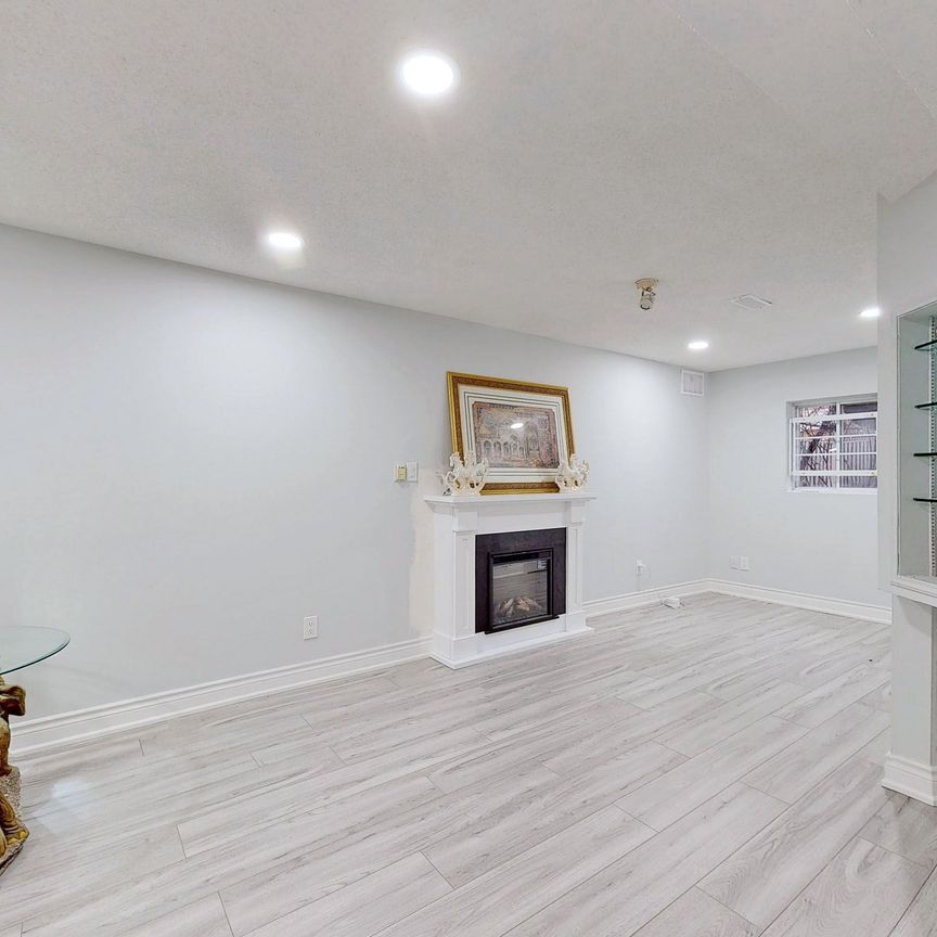 For Lease - 491 Baggetta Crescent Unit# Basement, Mississauga, Ontario - Photo 1