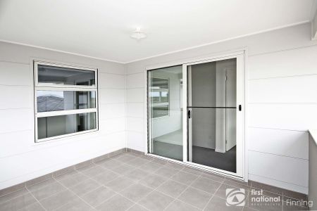Brand-New Double-Storey Home in a Prime Location - Photo 2