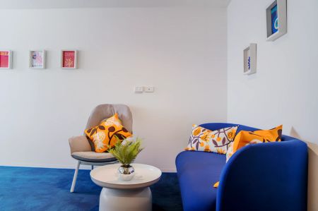 Ultra Studio-Double Bed with Racecourse Views - Photo 3