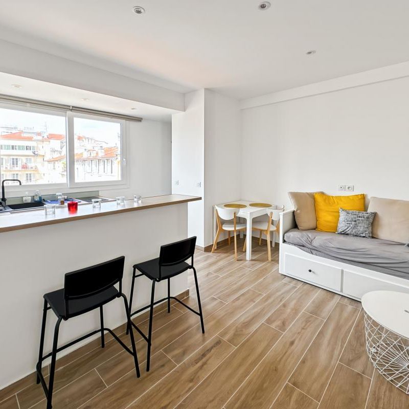 Location Appartement 2 pièces Meublé 34m² NICE 06000 - Photo 1