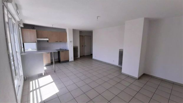 location Appartement T3 DE 58.86m² À VENISSIEUX - Photo 1