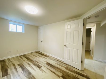 For Lease - 24 Canham Crescent, Toronto, Ontario - Photo 4