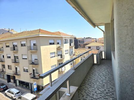 Arrendamento | apartamento t4 – vista mar na foz - Photo 2