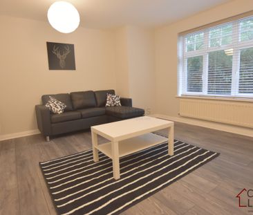 2 Bedroom Ground Floor Flat - Photo 2