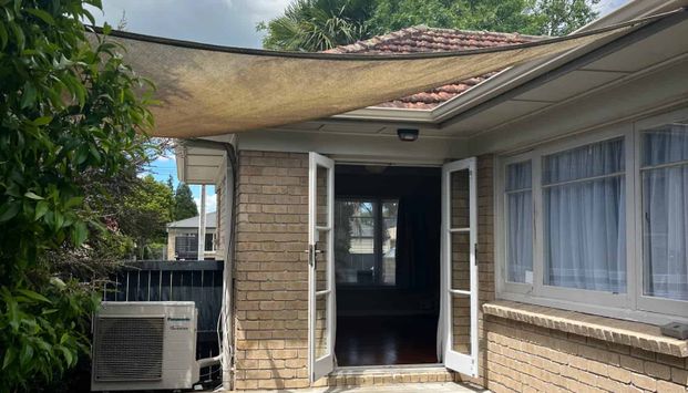 Summer living and entertaining - Photo 1