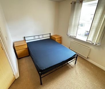 Modern & Spacious 2 Bedroom Flat for Rent in Derby - Photo 2