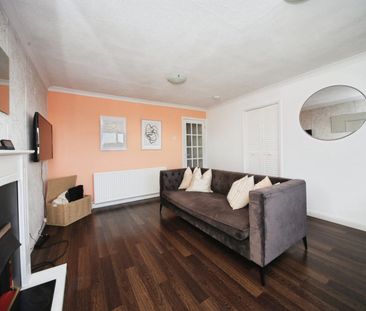 2 Bed Maisonette, Porlock Drive, LU2 - Photo 6