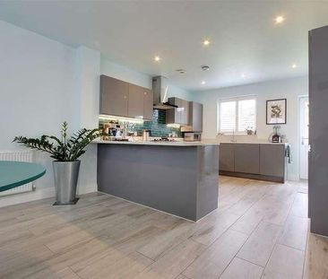 St. Francis Close, Tring, HP23 - Photo 3