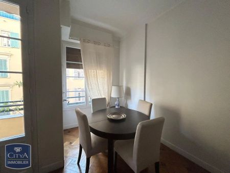 Appartement à louer 3 pièces 82m² - Photo 3