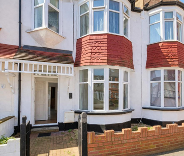 2 bedroom maisonette to rent - Photo 5