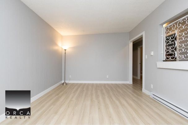 1824 Charles Street, Vancouver - Photo 1