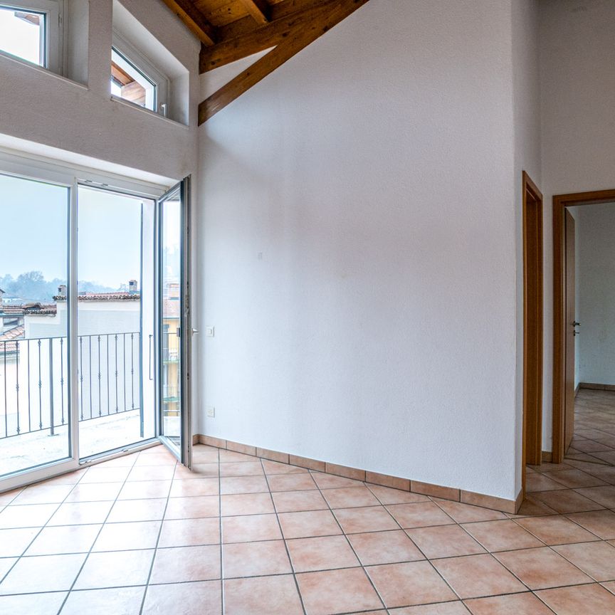 MENDRISIO – 3.5 LOCALI TRAVI A VISTA - Foto 1