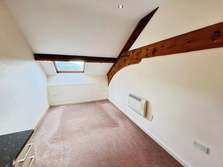 2 bedroom penthouse to rent - Photo 3