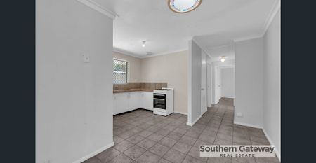 3x1 HOME IN CONVENIENT LOCATION - Photo 5