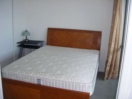 1 bedroom furnished apt with a car park - Photo 2