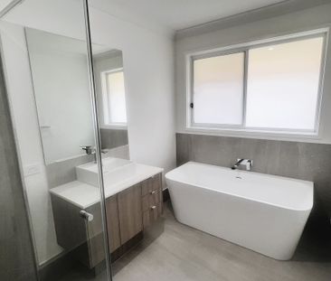 10 Provence Place, Greenbank QLD 4124 - House For Rent | Domain - Photo 1