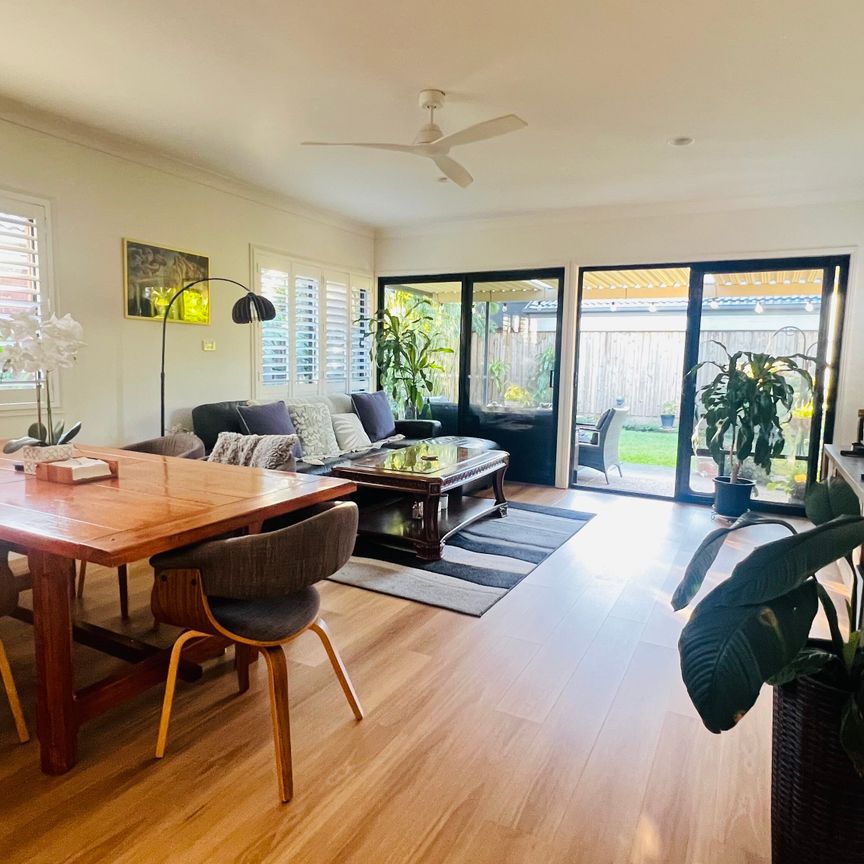 Upper Coomera - Photo 1
