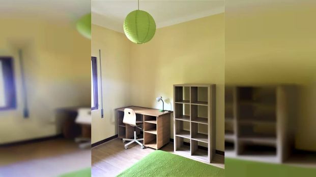Room in shared apartment in Coimbra - Photo 1