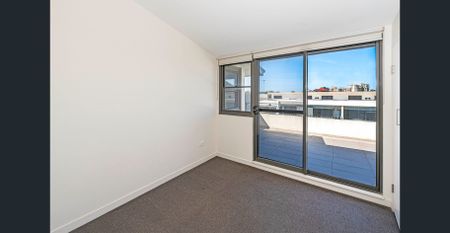 CONVENIENCE IN KINGSFORD | Unfurnished - Photo 4