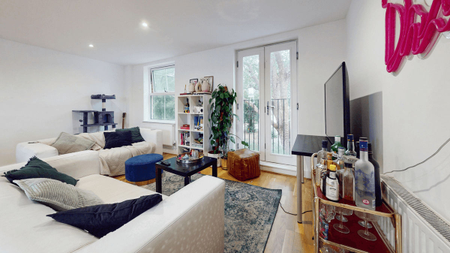 Cadogan Terrace, London, E9 - Photo 3