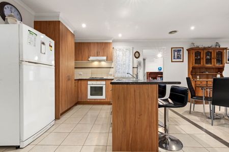 Comfortable & Convenient Living in a Handy Location - Photo 5