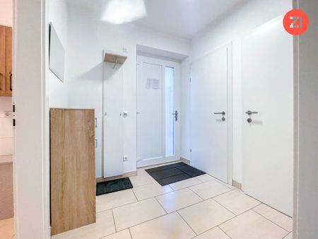 Schöne 2- Zimmer Wohnung mit Balkon - Photo 4