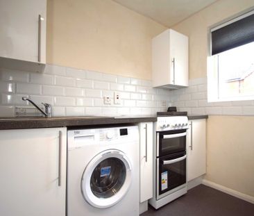 1 bed First Floor Flat for rent - Photo 1