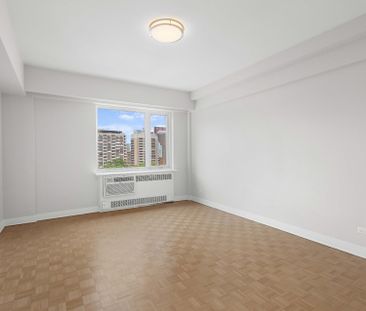 Condo for rent, Montréal (Ville-Marie) - Photo 4