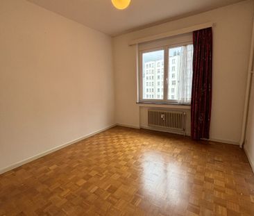 Te huur in Etterbeek – Ruim appartement met twee slaapkamers - Photo 3