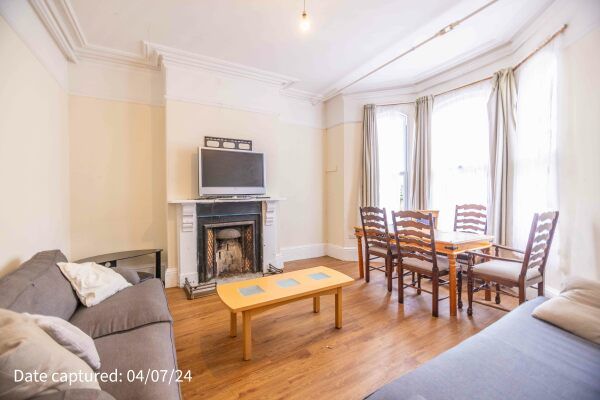 1 Marlborough Grove - Photo 1