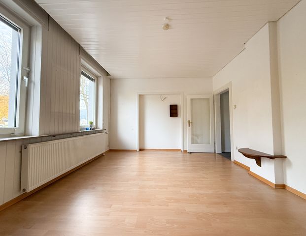 Einzigartige Altbauwohnung mit Atelier und großem Garten | ab sofort in Gladbeck-Ellinghorst - Foto 1