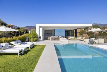Luxury Villa for rent in Benahavís, Spain