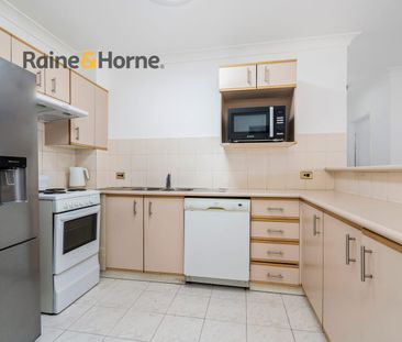 Great Location! - Photo 5