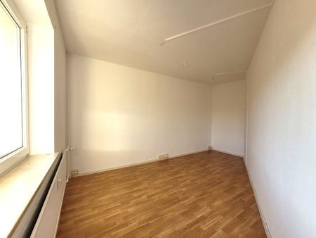 Familienfreundliche 4-Zimmer-Wohnung in ruhiger und gepflegter Hausgemeinschaft - Foto 2