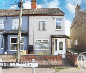 3 bedroom end of terrace house to rent - Photo 3