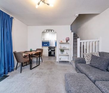 Avocet Way, Bicester - Photo 1