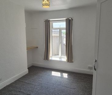 School Road, Jersey Marine, NEATH - Photo 5