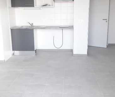 Location Appartement 2 pièces 42m² ST JORY 31790 - Photo 2