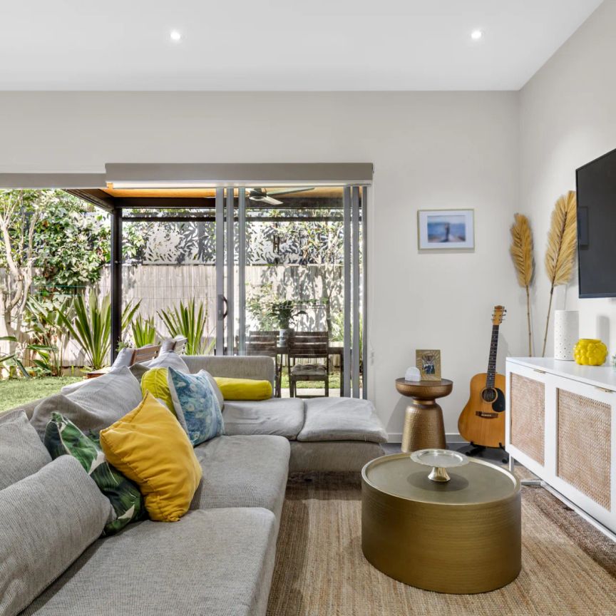 Contemporary Living in the Heart of Morningside - Photo 1