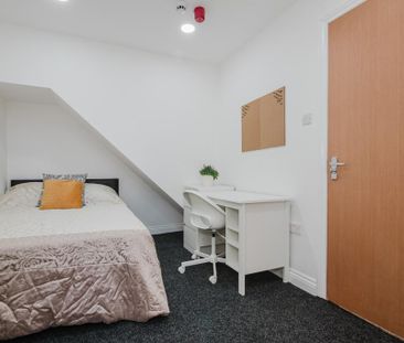 4 bedroom terraced house to rent - Photo 6