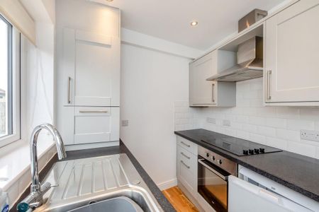 2 bedroom terraced house to rent - Photo 2