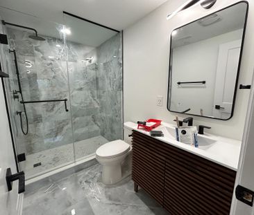 For Lease - 844 Crowells Street, Oshawa, Ontario - Photo 6