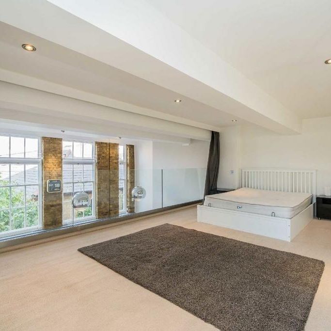 1 bedroom flat to rent - Photo 1