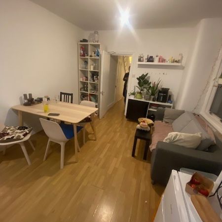 Room in a Shared Flat, Tooting, SW17 - Photo 4
