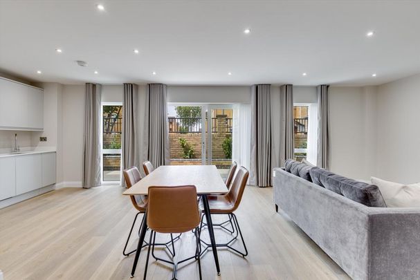 2 bedroom flat to rent - Photo 1