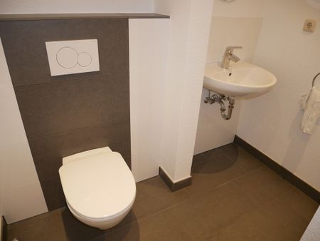 ***LAMBERT&STRELOW***3 ZKB Mietwohnung mit sep. Freisitz in Bahnnähe von Geisenheim - Foto 4