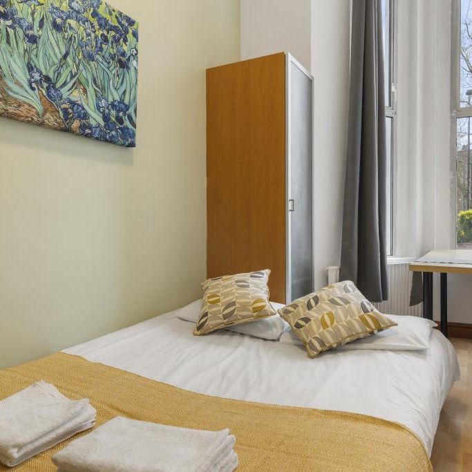 Flat 02 West Cromwell Road, Earls Court SW5 9QL - Photo 1