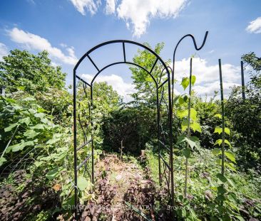 5420 Valleyhigh Drive #Room 3 - Photo 4