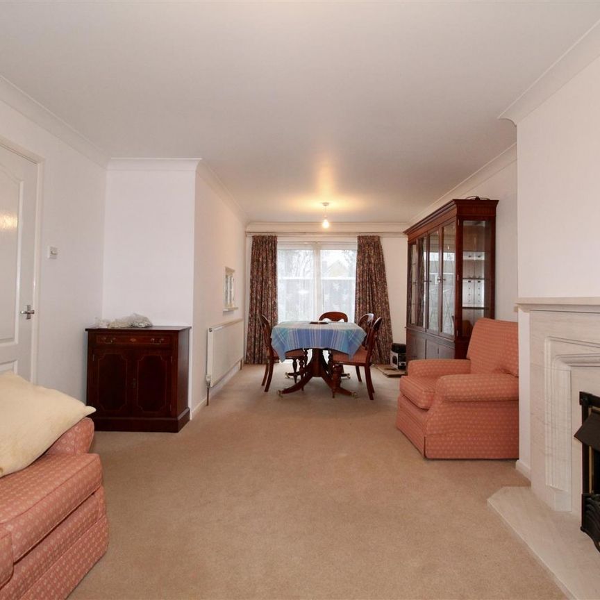 3 Bedroom House - Semi-Detached To Let - Photo 1